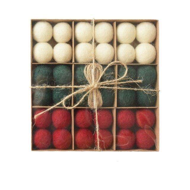 36-Piece Wool Christmas Baubles, 19cm x 19cm