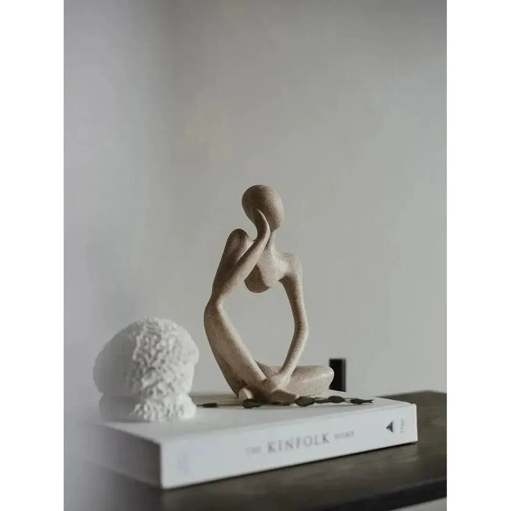 Abstract Resin Thinker Sculpture, 23 x 15 x 10 cm