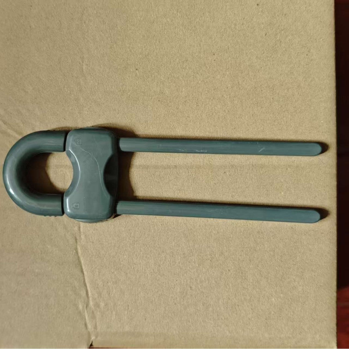 Adjustable Door Locking Security Strap for Home and Commercial Doors