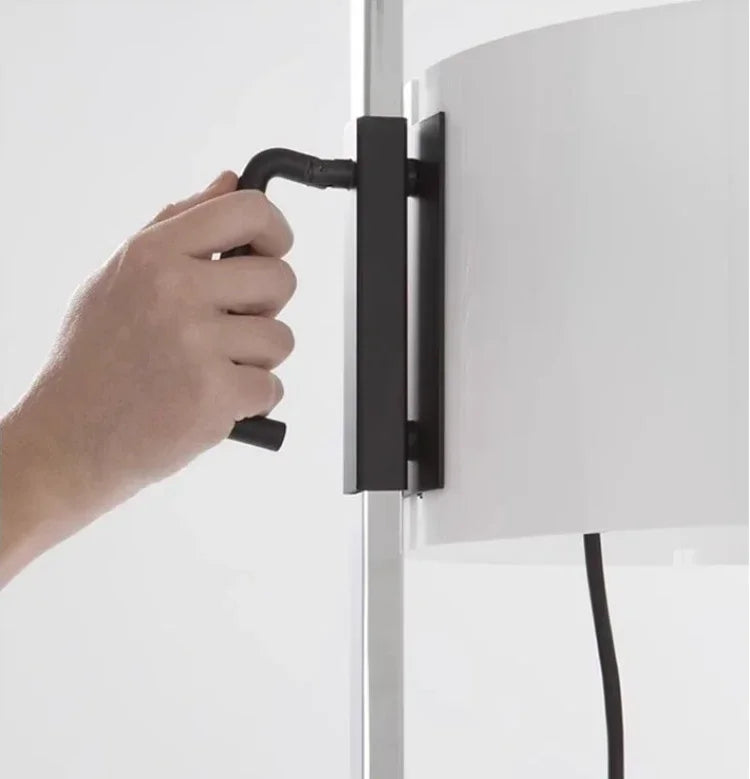 Agnor Black Floor Lamp-Welvere