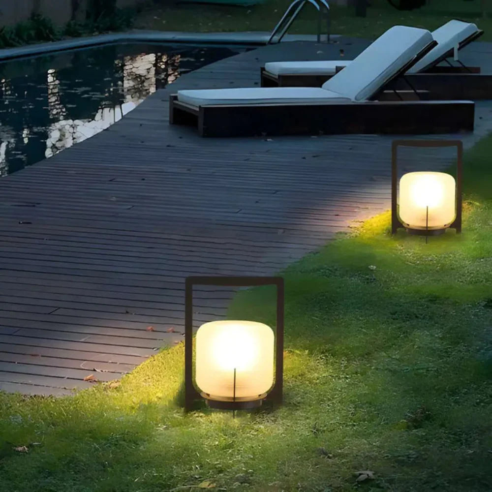 Amo Outdoor Lamp-Welvere