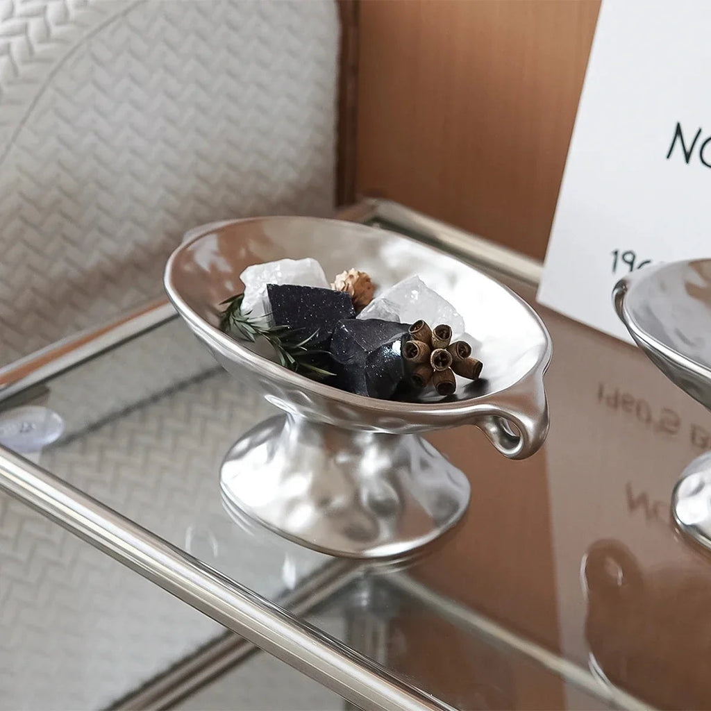 Amus Tray-Welvere