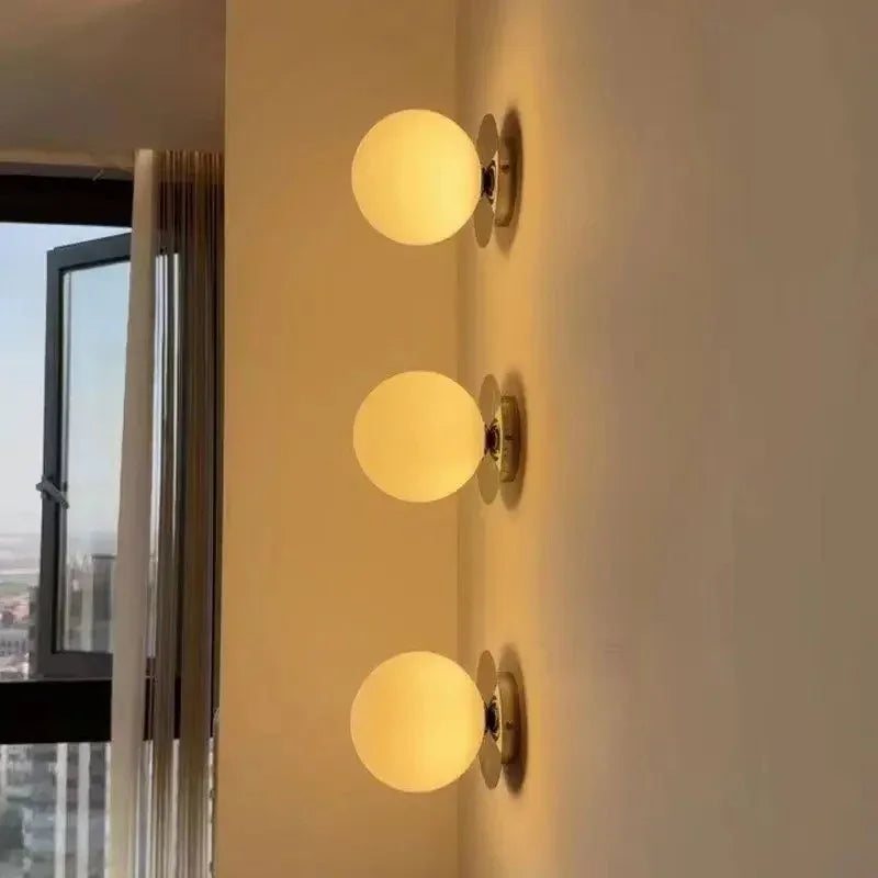 Ashstone Livine Lamp-Welvere