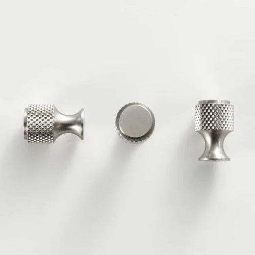 Auro Diamond-cut Knurled Knobs-Welvere
