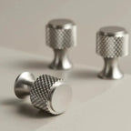 Auro Diamond-cut Knurled Knobs-Welvere