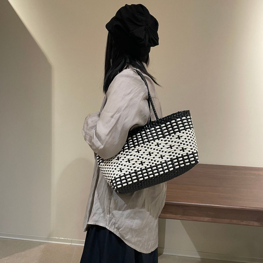Woven Tote Bag for Women - Durable Material, Spacious Interior, view 4