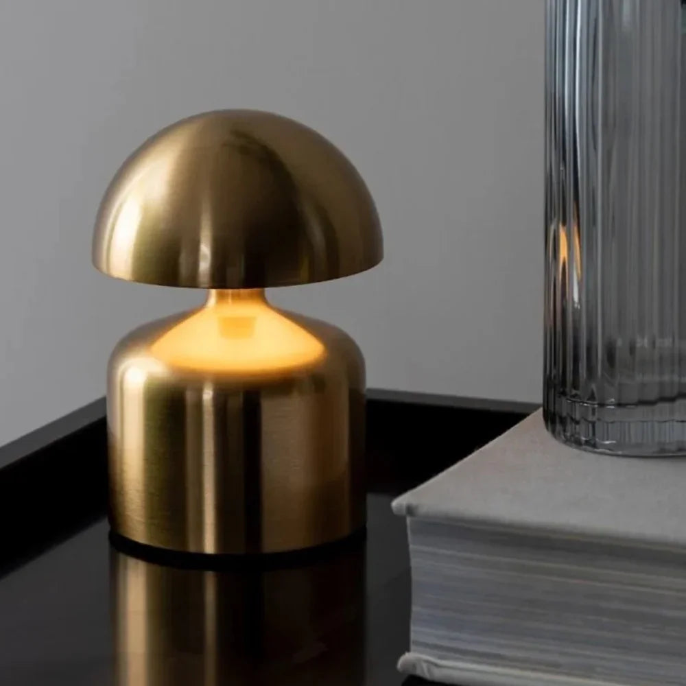 Bianco Portable Lamp-Welvere