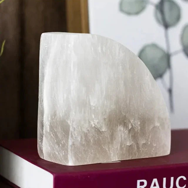 Bjornar Gypsum Bookend-Welvere