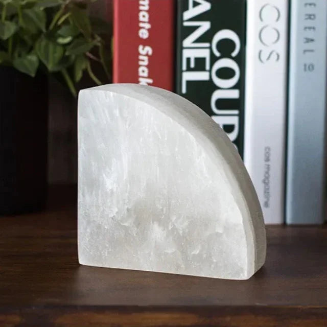 Bjornar Gypsum Bookend-Welvere