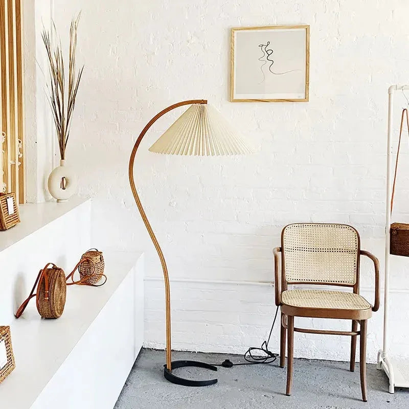 Bjornor Floor Lamp-Welvere