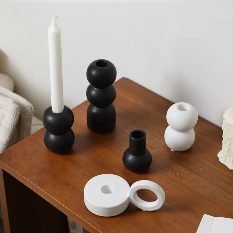 Bjornur Candle Holder-Welvere