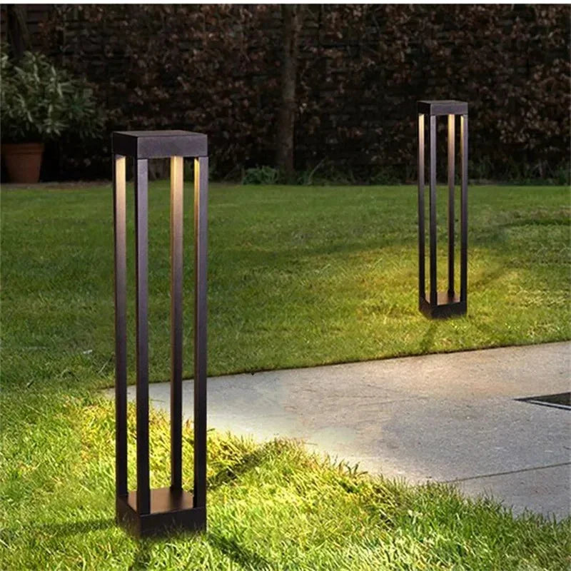 Boulder LED Lawn Lamp-Welvere