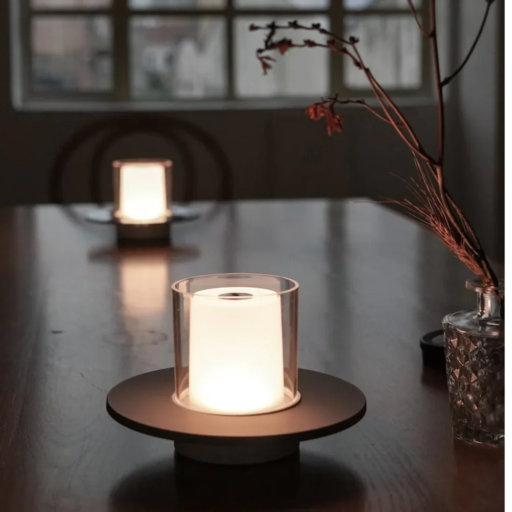 Candle-Inspired Portable Lamp-Welvere
