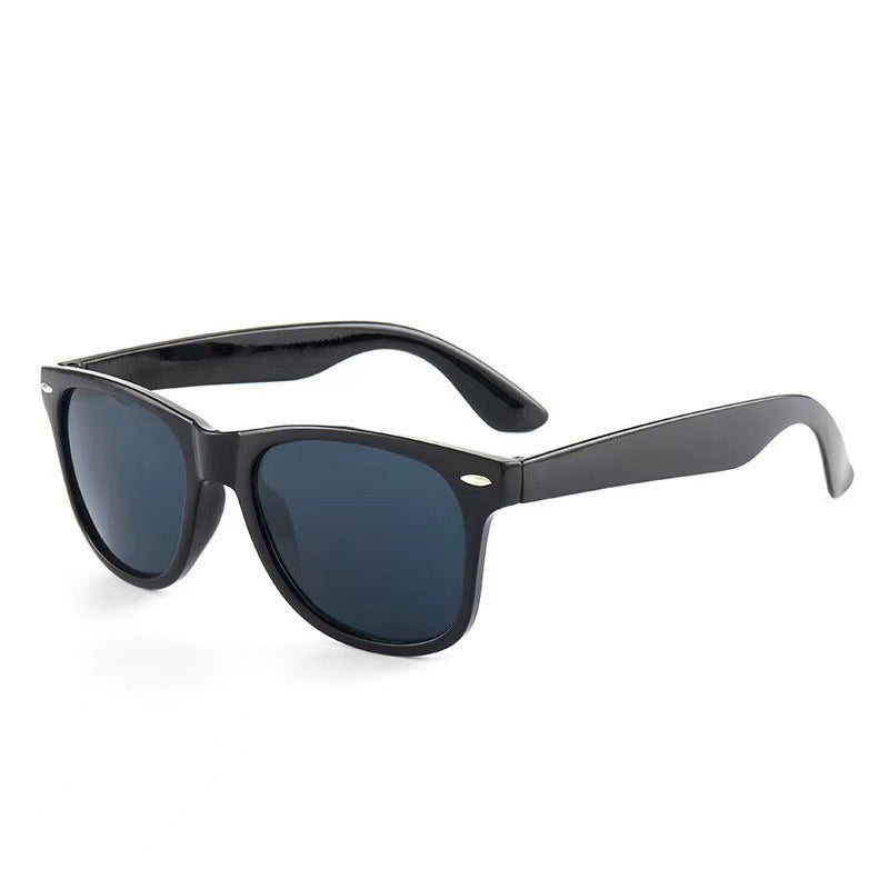 Classic Square Sunglasses for Outdoor Wear