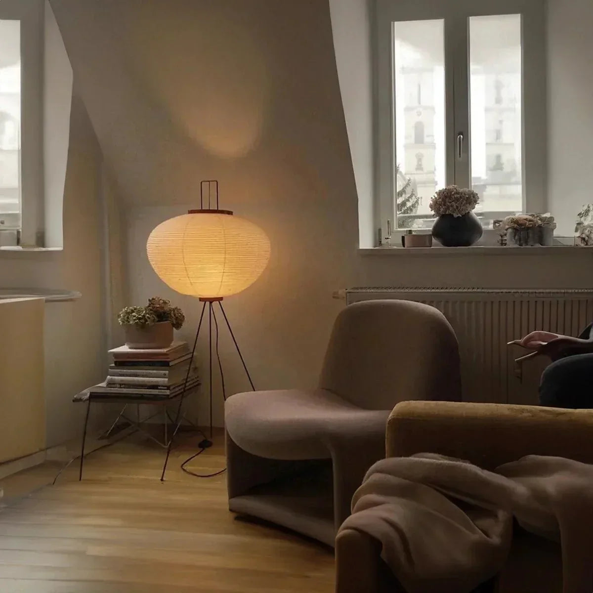 Cloudbrook Floor Lamp-Welvere