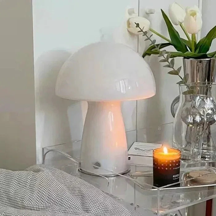Cloudcliff Table Lamp-Welvere