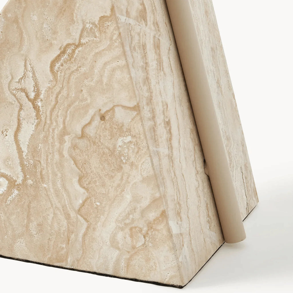 Covemere Floor Lamp-Welvere