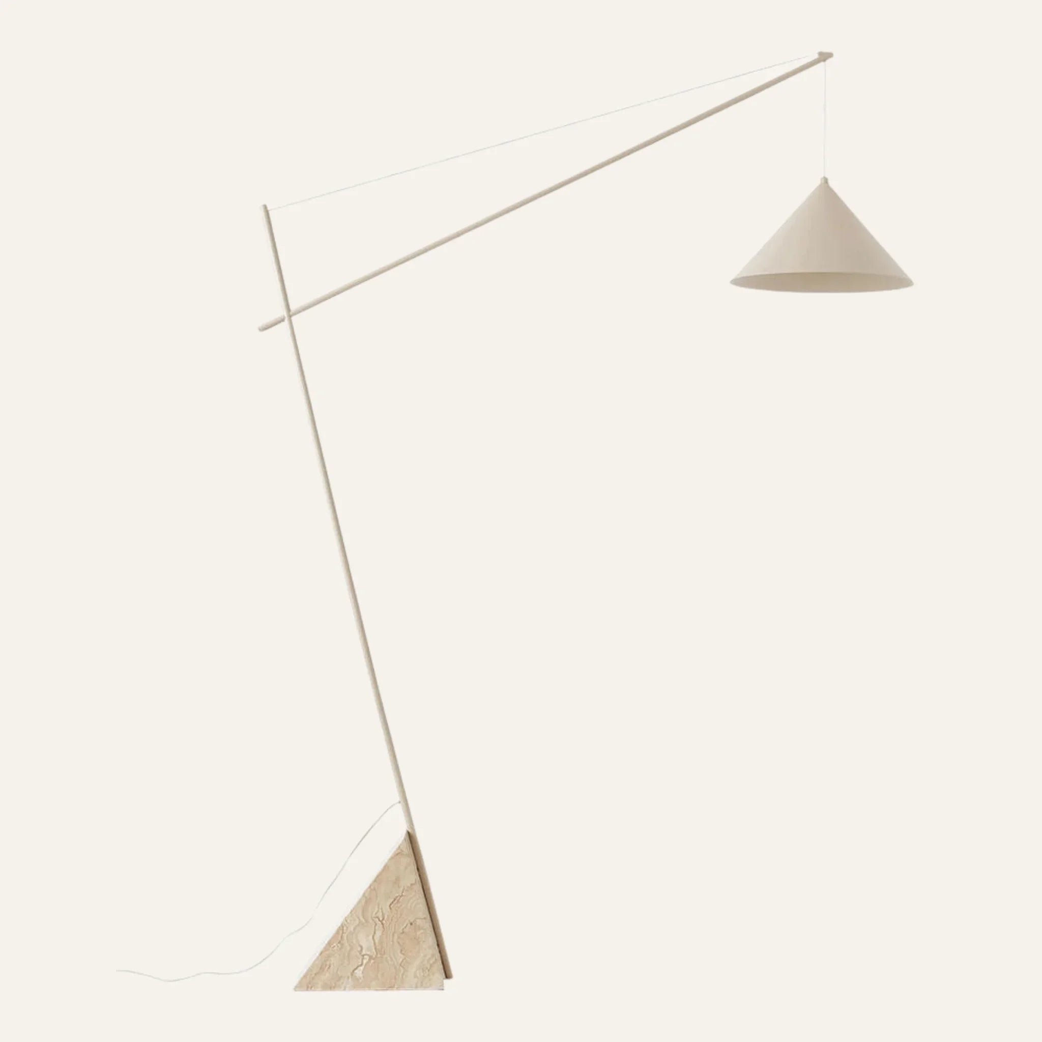 Covemere Floor Lamp-Welvere