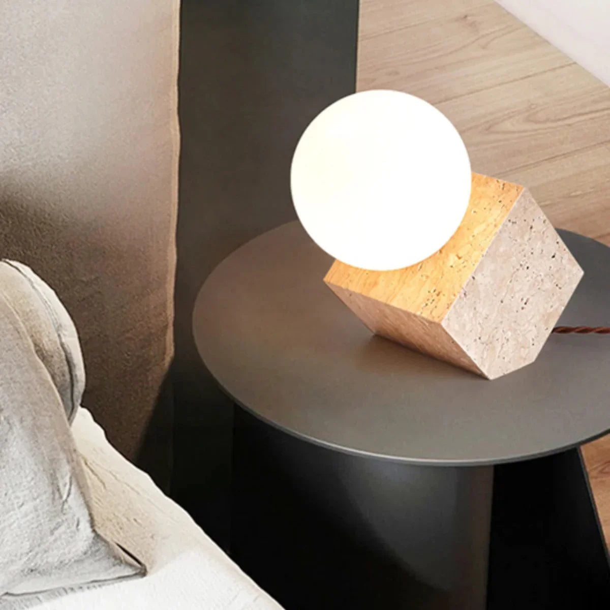 Drift Quadrato Peakhurst Table Lamp-Welvere