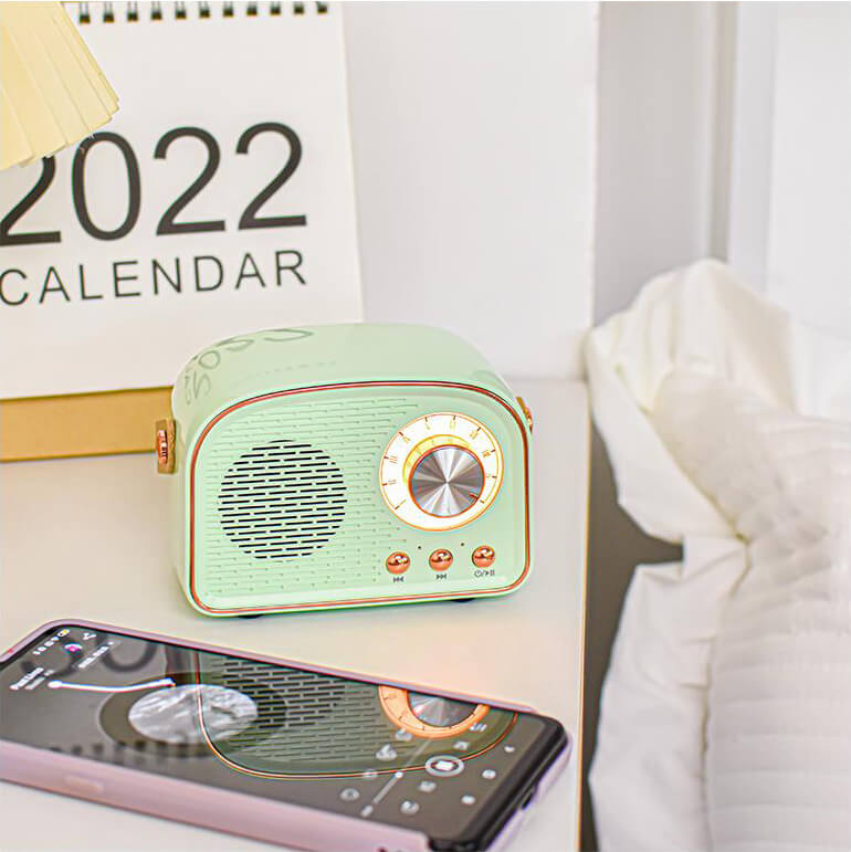 Retro Round Bluetooth Speaker - ABS, 12 cm, Up to 8 Hours Battery, view 4