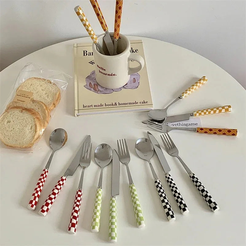 Elia Dessert Cutlery Set-Welvere