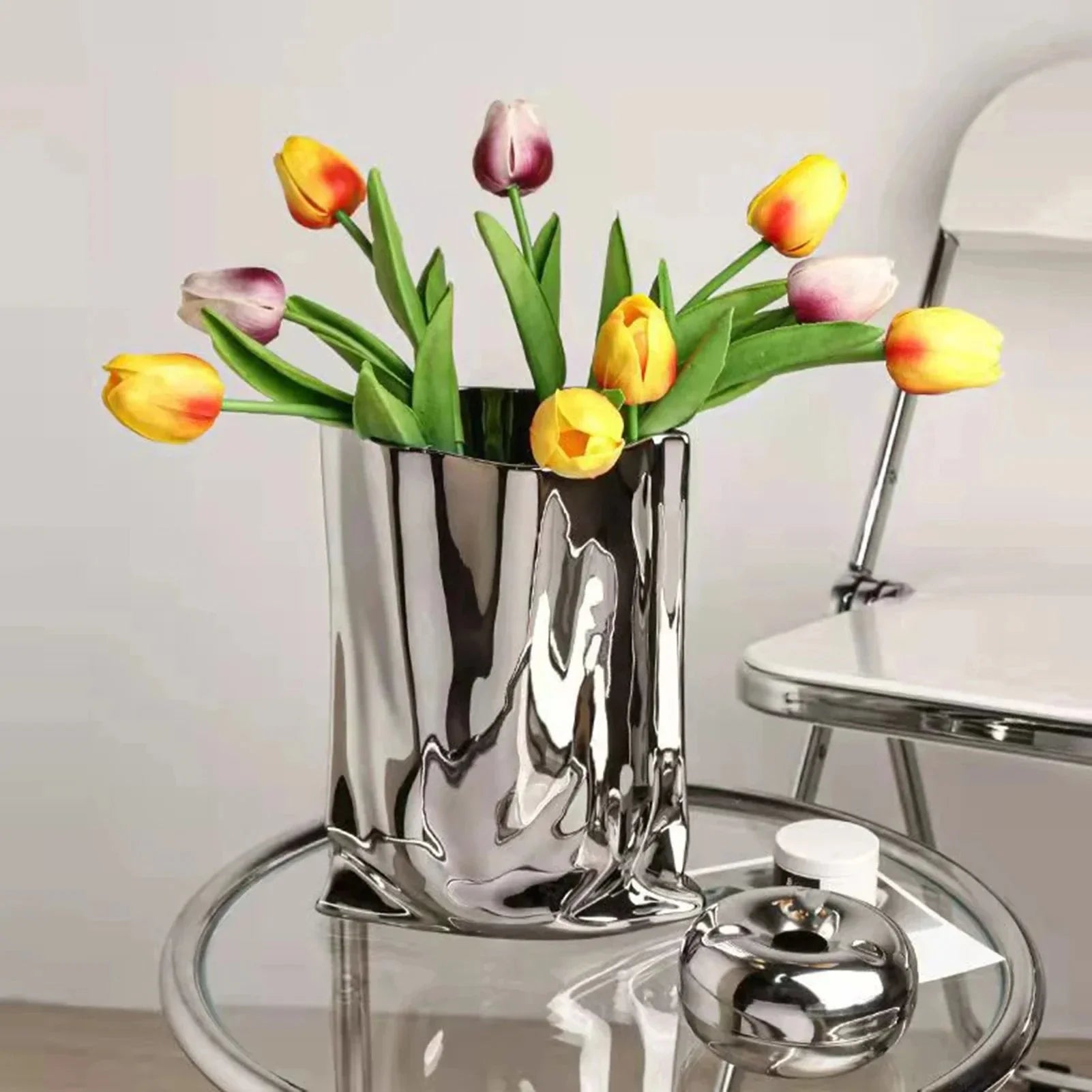 Elian Vase-Welvere