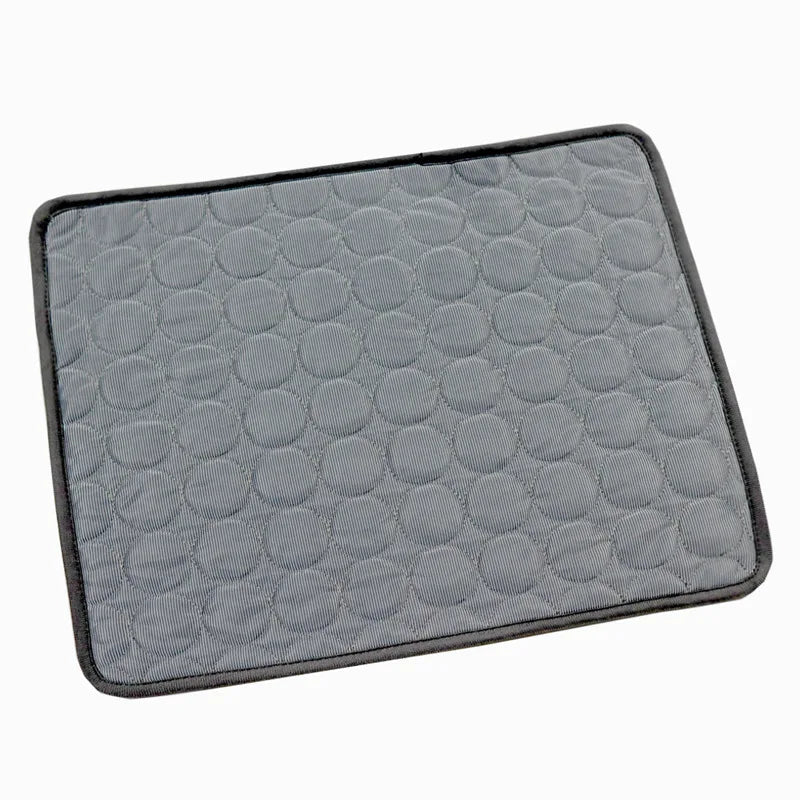 Extra Large Dog Cooling Mat and Blanket for Dogs and Cats, 40 × 30 cm to 150 × 100 cm