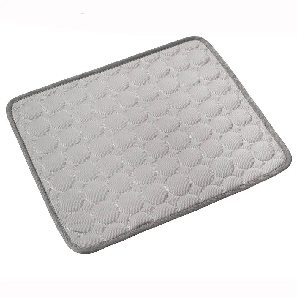 Extra Large Dog Cooling Mat and Blanket for Dogs and Cats, 40 × 30 cm to 150 × 100 cm