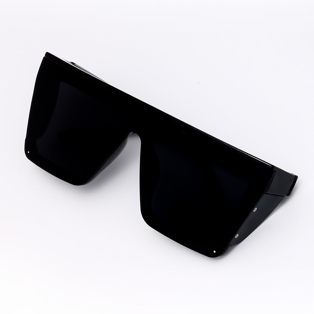 Unisex Oversized Sunglasses for Beach, City, Sports, view 3
