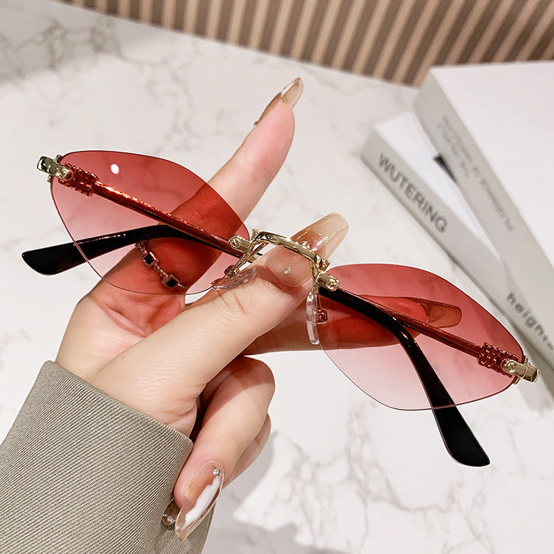 Women's Cat-Eye Sunglasses - Modern Elegance Style, view 3