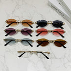 Women's Cat-Eye Sunglasses - Modern Elegance Style, view 4