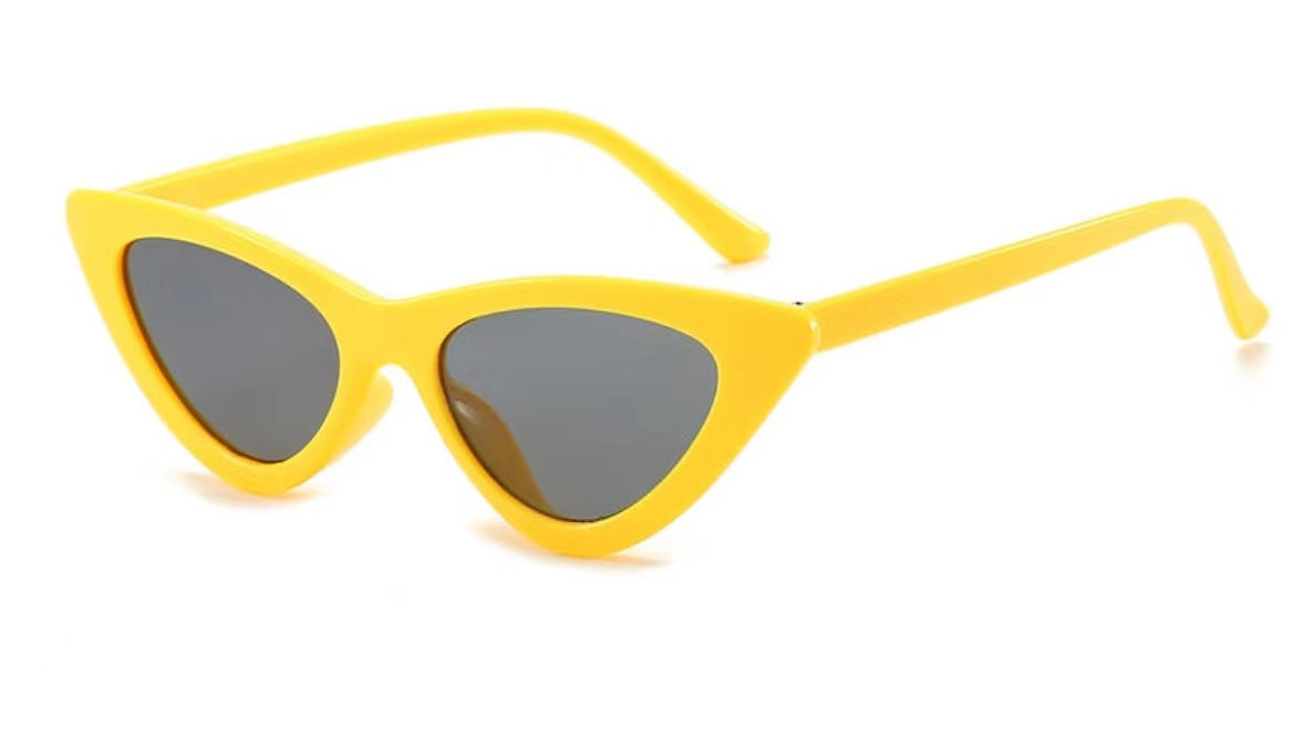 Ladies Cat-Eye Sunglasses - Elegant Tortoiseshell Pattern, view 9