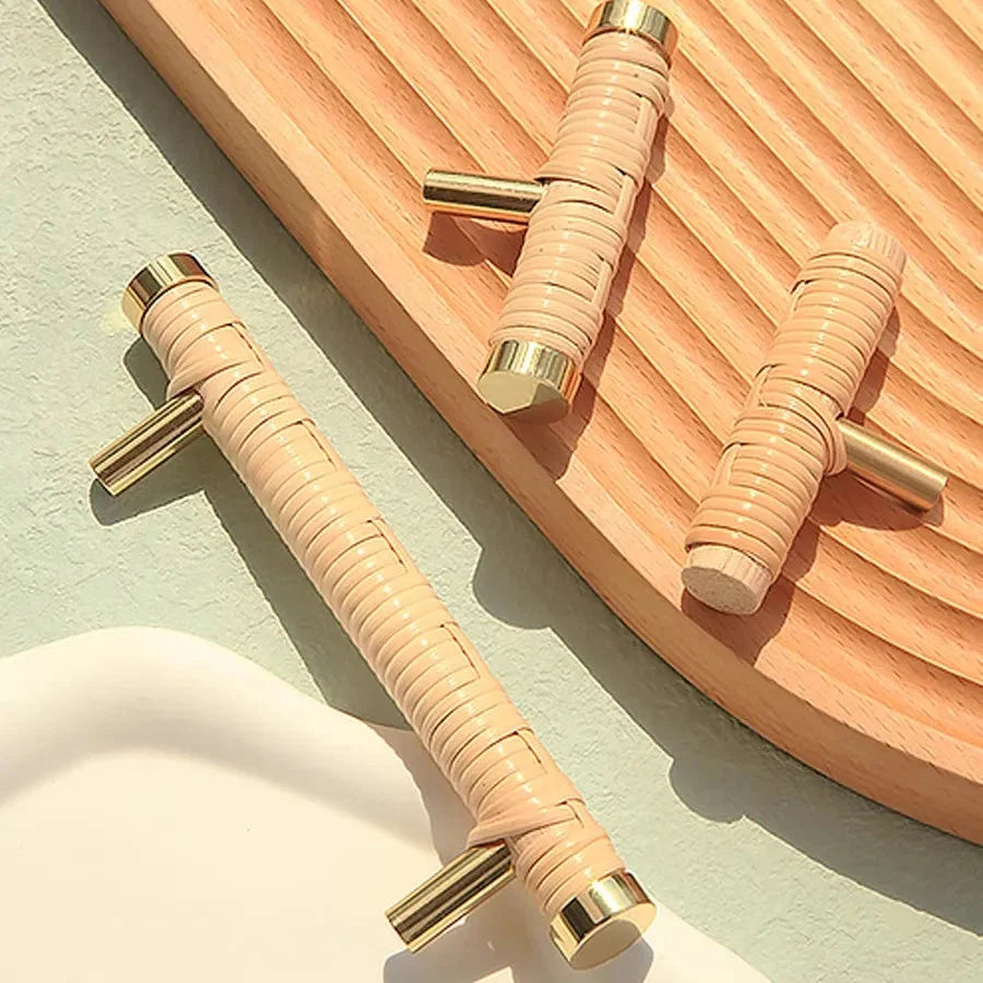 Falkar Door Knobs-Welvere
