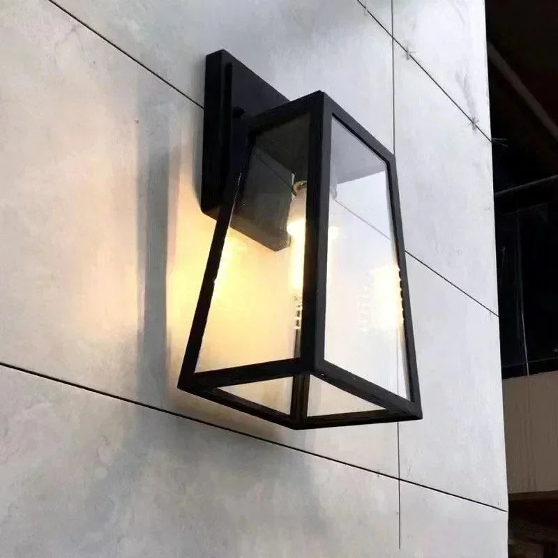 Falkar Outdoor Livine Lamp-Welvere