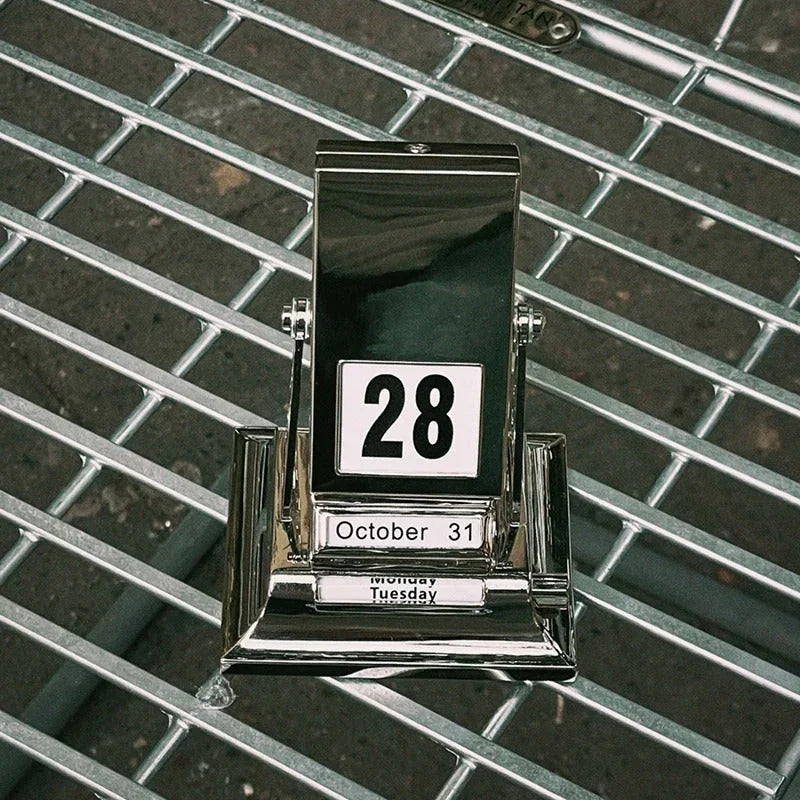 Falkin Rotating Desk Calendar-Welvere