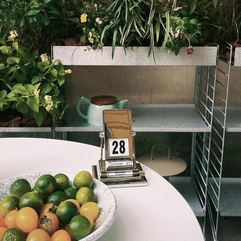 Falkin Rotating Desk Calendar-Welvere
