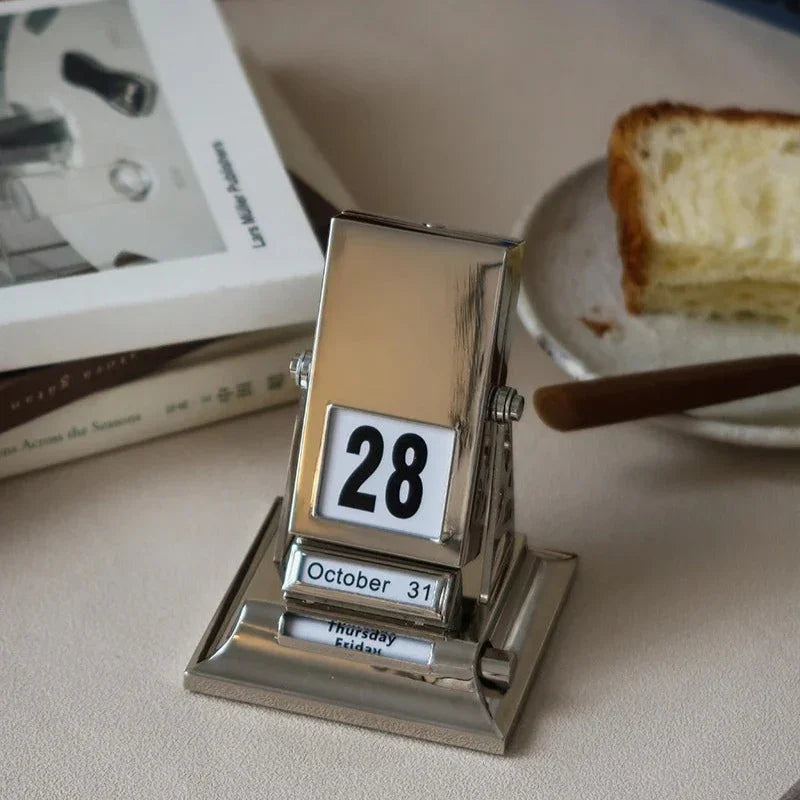 Falkin Rotating Desk Calendar-Welvere