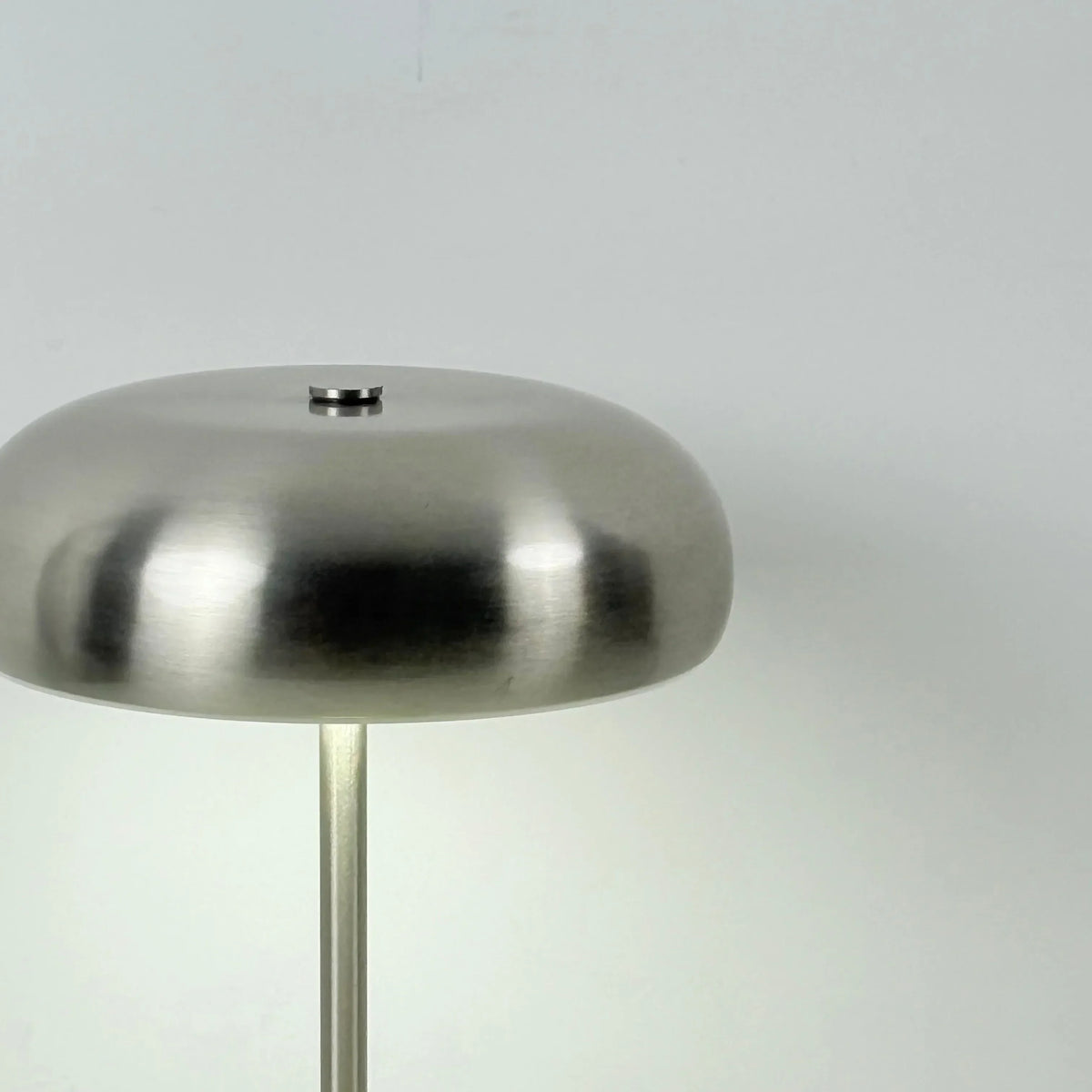 Falkis Portable Lamp-Welvere