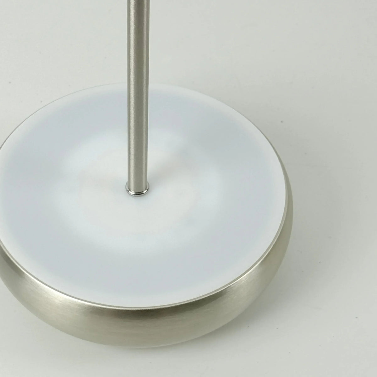 Falkis Portable Lamp-Welvere