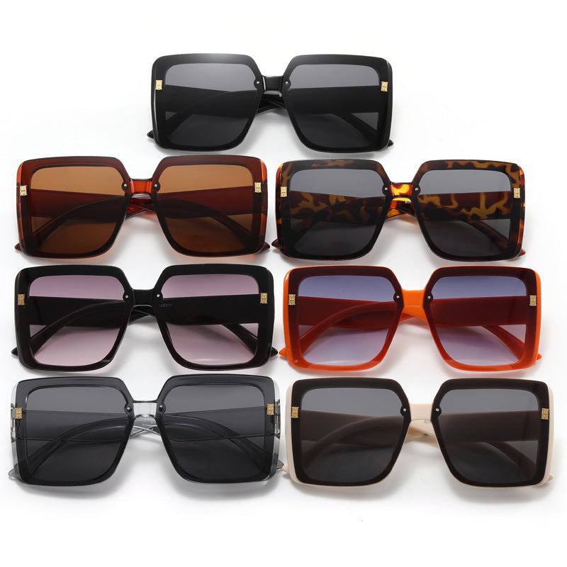 Women Oversized Square Sunglasses - Trendy Large Frame, view 3