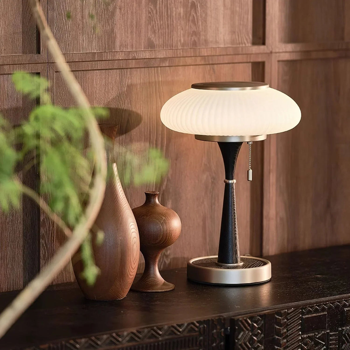 Ferncliff Sleek Table Lamp-Welvere