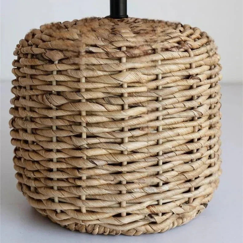 Field Aurian Table Lamp-Welvere