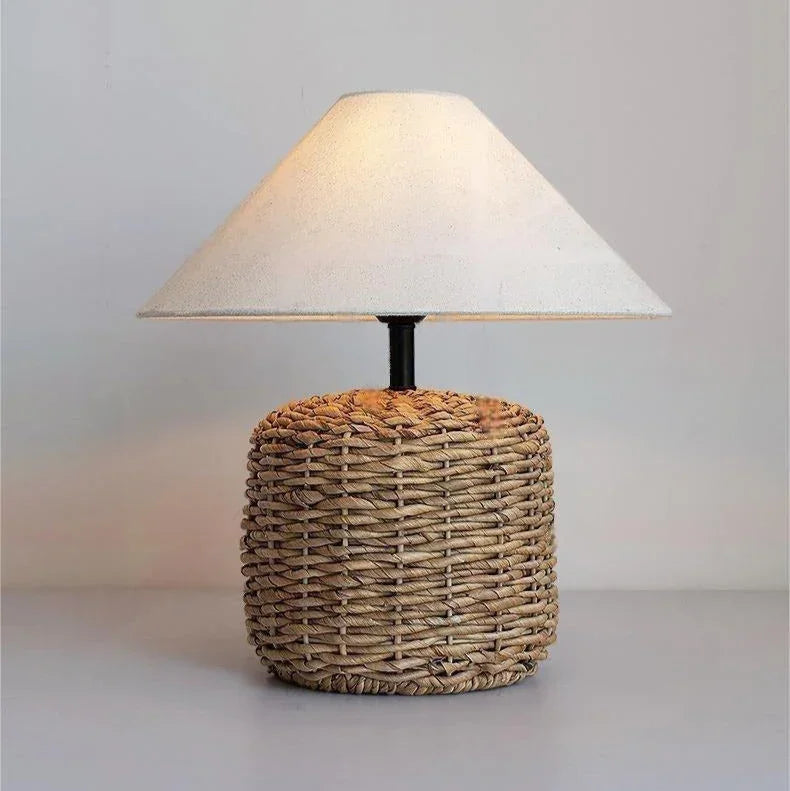 Field Aurian Table Lamp-Welvere