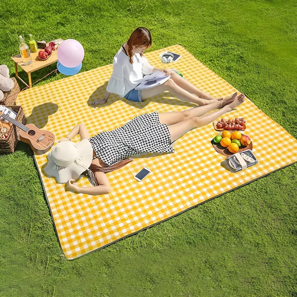 Foldable Waterproof Picnic Blanket and Outdoor Mat, Acrylic and PEVA