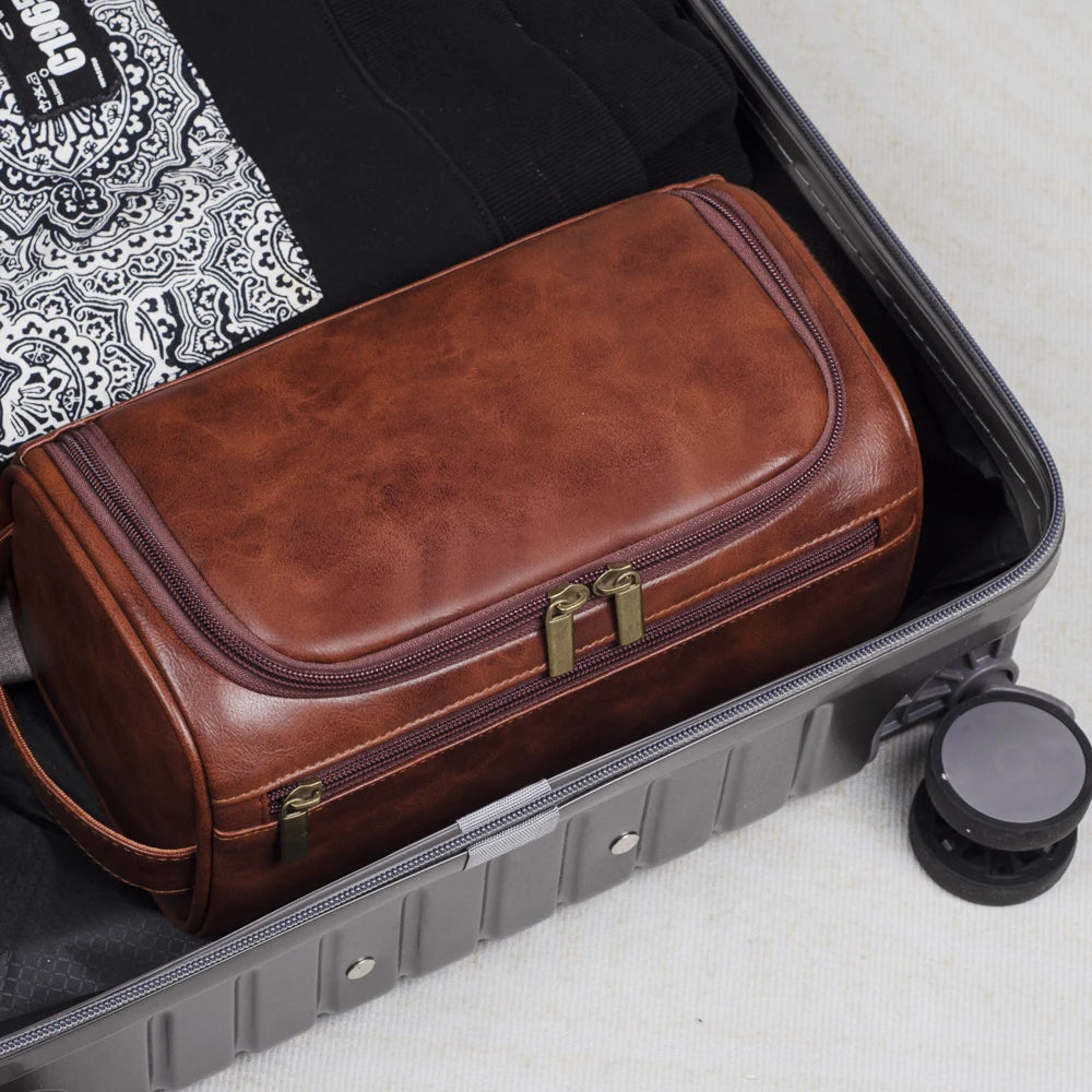 Full-Grain Leather Toiletry Bag, 25 x 13 x 13 cm, Waterproof Lining