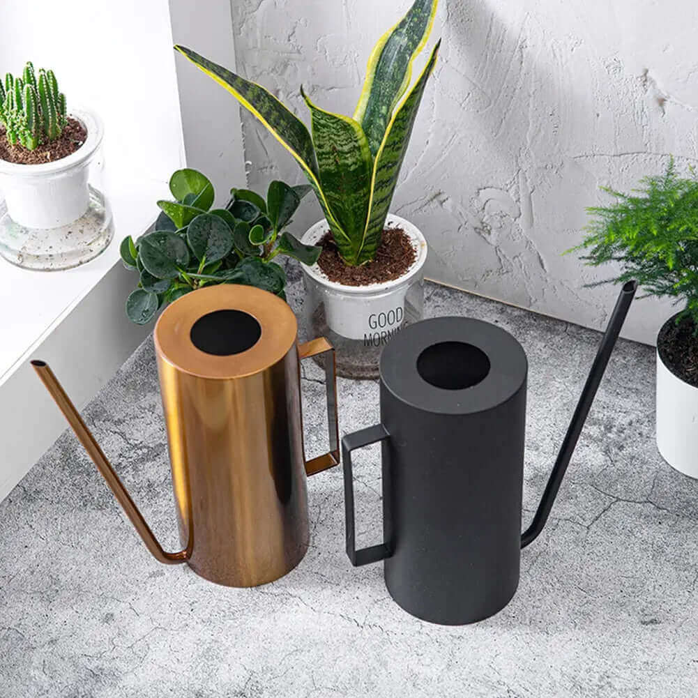 Japanese Bonsai Watering Can 1.5L - Long Narrow Spout, Black and Gold, view 5