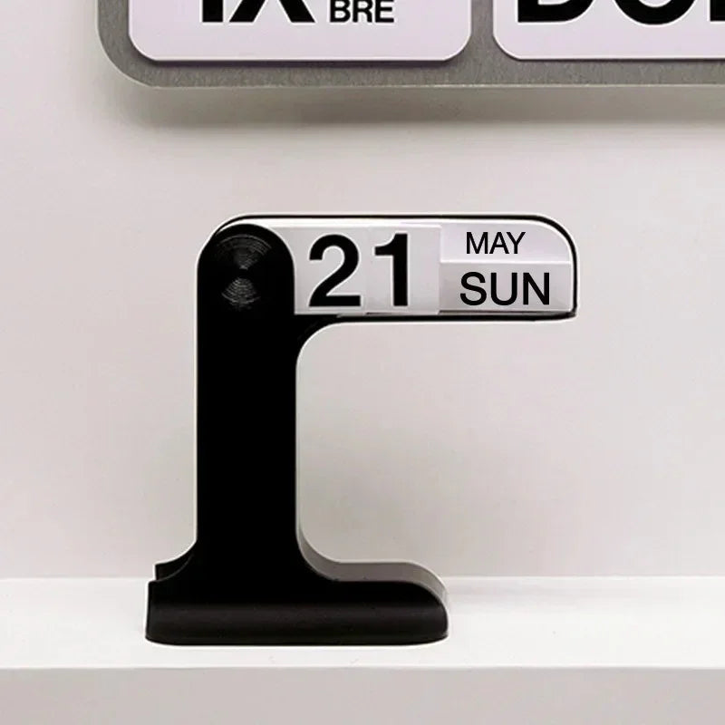 Gunnur Desk Calendar-Welvere