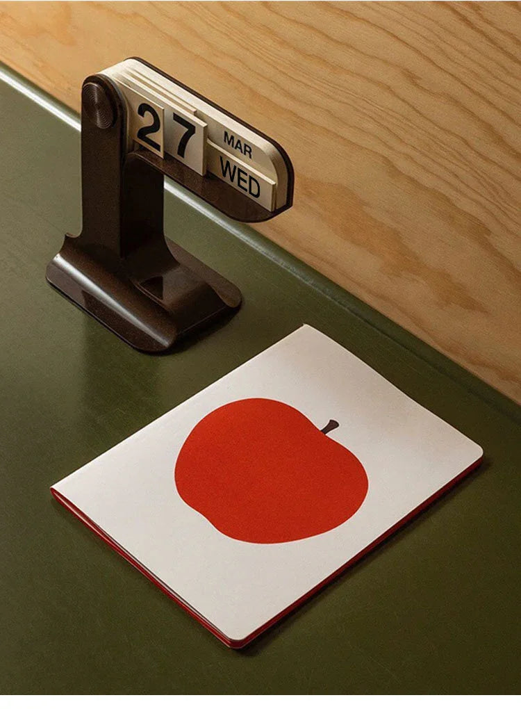 Gunnur Desk Calendar-Welvere