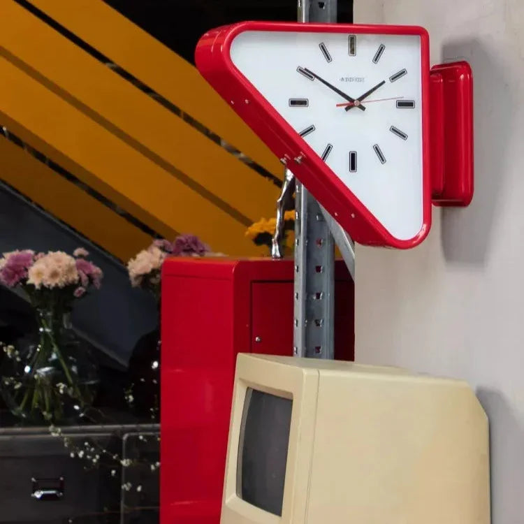 Gunnur Livine Clock-Welvere