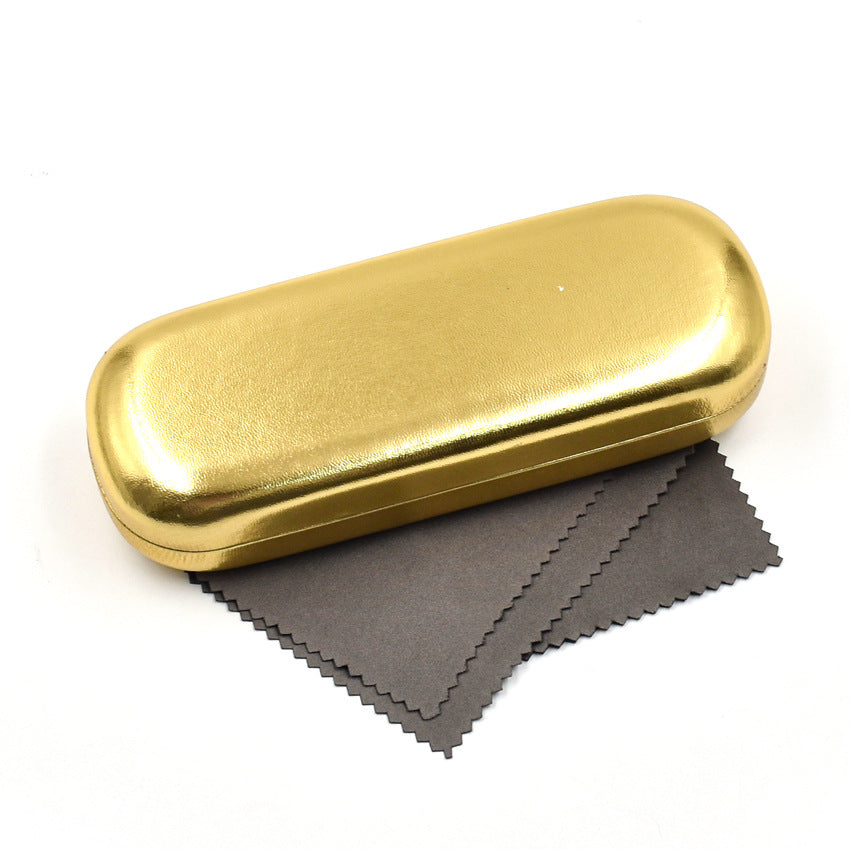 Hard-Shell Eyewear Case with Two Cleaning Cloths